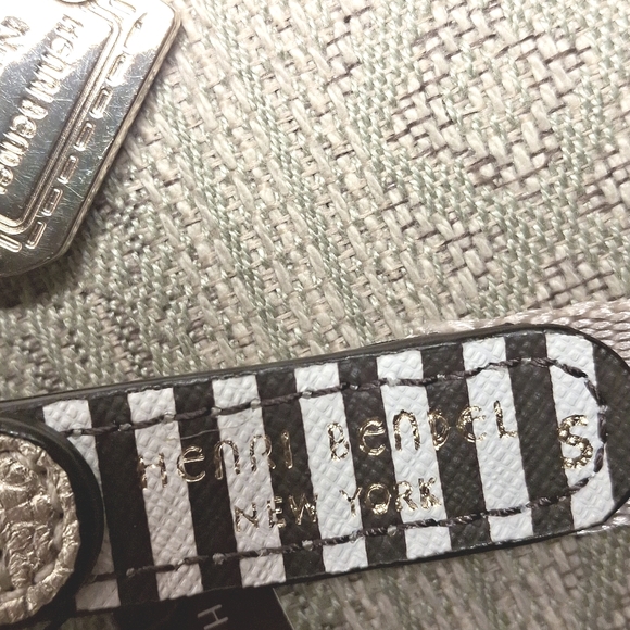 Henri Bendel Small Influencer dog collar - Picture 12 of 14